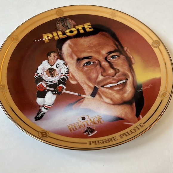Pierre Pilote Limited Edition Collectors Plate / NHL / 1996 - Picture 2 of 5